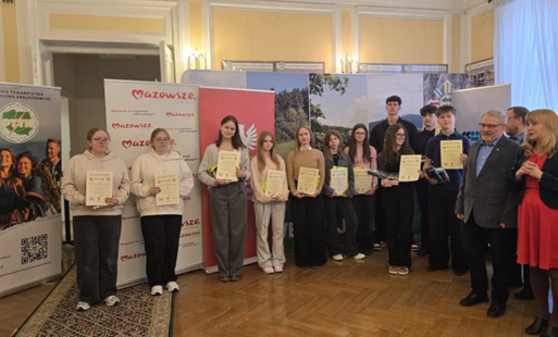 Zdjęcie do Rozstrzygnięcie Młodzieżowego Konkursu Krajoznawczego Wojew&oacute;dztwa Mazowieckiego &bdquo;Poznajemy Ojcowiznę&rdquo;